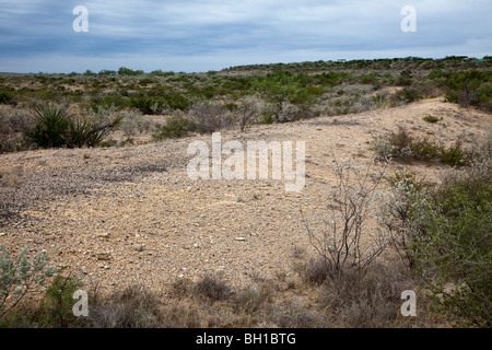 Ursprüngliche Bahnkörper für die Southern Pacific Railroad baute 1882 aufgegeben 1892 Seminole Canyon Texas USA Stockfoto