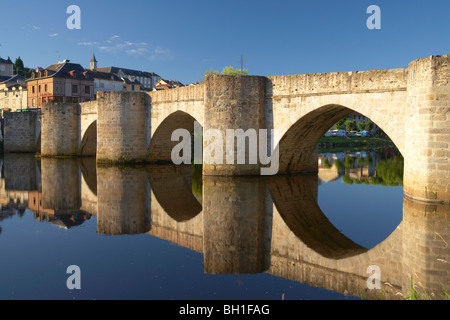 Pont Saint Etienne über den Fluss Vienne, den Weg des Hl. Jakobus, Chemins de Saint-Jacques, Via Lemovicensis, Limoges, Abt. Haute Stockfoto