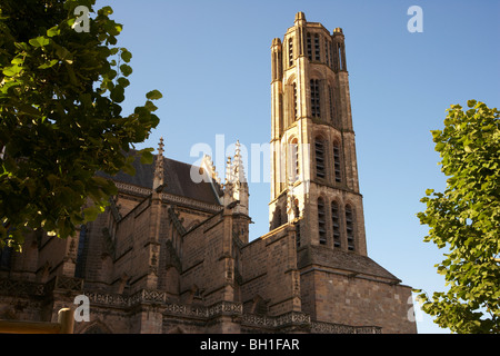 Die Kathedrale von Limoges, Kathedrale Saint Etienne morgens Licht, The Way of St. James, Chemins de Saint-Jacques, über Lemo Stockfoto