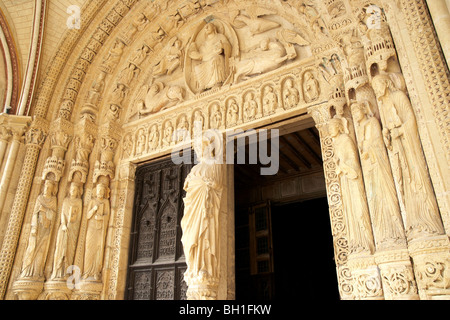 St.-Stephans Kathedrale von Bourges, Kathedrale von Bourges, Süd-Tür, The Way of St. James, Chemins de Saint-Jacques, über Lemovic Stockfoto