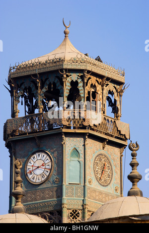 Glockenturm der Moschee von Muhammad Ali vor blauem Himmel, Kairo, Ägypten, Afrika Stockfoto