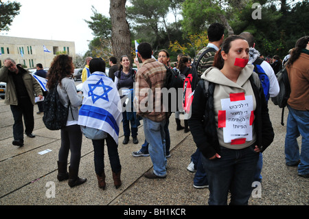 Israel, Haifa Universität, Studenten in einem Anti Beruf Demonstration 30. Dezember 2009 Stockfoto