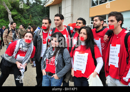 Israel, Haifa Universität, Studenten in einem Anti Beruf Demonstration 30. Dezember 2009 Stockfoto