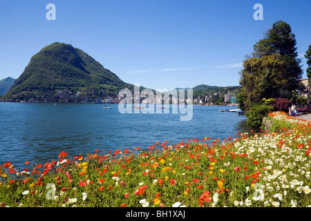Blick vom Parco Civico über Lago di Lugano, Lugano, Tessin, Schweiz Stockfoto