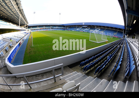 Blick ins Innere der Loftus Road Stadion, Shephards Bush, London. Haus der Queens Park Rangers Football Club oder QPR Stockfoto