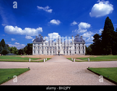 Der weißen Stein aus dem 17. Jahrhundert Chateau de Cheverny Stockfoto