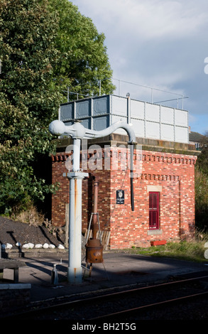 Wasserturm und Kran, Appleby Bahnhof, Cumbria, england Stockfoto