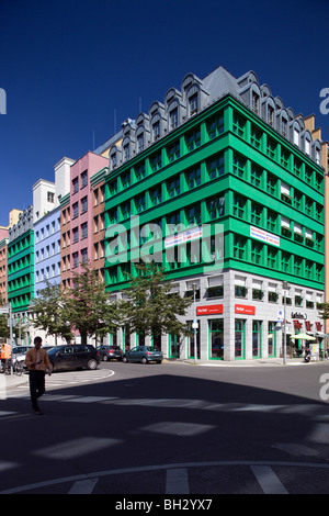 Quartier Schützenstraße, postmodernen Gebäude von Aldo Rossi, Ecke Charlottenstrasse / Zimmerstraße, Berlin, Deutschland Stockfoto