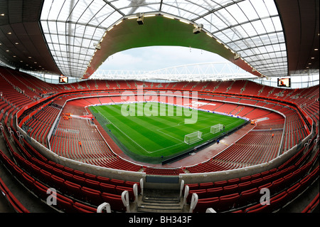 Blick in das Emirates Stadium (auch bekannt als Ashburton Grove), London. Haus von Arsenal Football Club