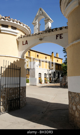 Eingang zur Finca La Fe, ländliche Unterkunft in der Nähe von Valladolid, Spanien Stockfoto