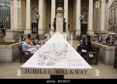 Platz vor Royal Exchange Stadt von London England UK Europe Stockfoto