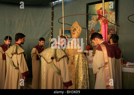 Israel, Jerusalem, armenische orthodoxe Himmelfahrt Zeremonie an der Himmelfahrt-Kapelle auf dem Ölberg Stockfoto