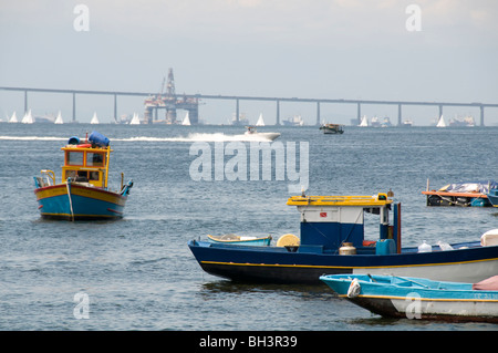 Brazil.Oil Bohrinsel in der Guanabara-Bucht, Rio Stockfoto