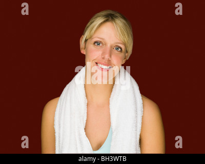 Ein Porträt einer Frau mit Handtuch Stockfoto