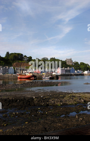 Blick auf Hafen von Tobermory auf Isle of Mull. Stockfoto