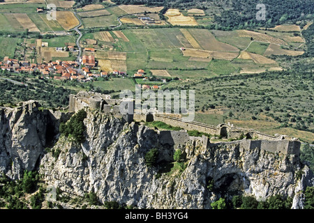 KATHARER BURG PEYREPERTUSE, CORBIERES WEIN REGION, AUDE (11), FRANKREICH Stockfoto