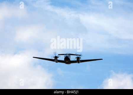 CAA-Testflugzeug ILS Annäherung an BIrmingham Landung Instrumentierung zu testen Stockfoto