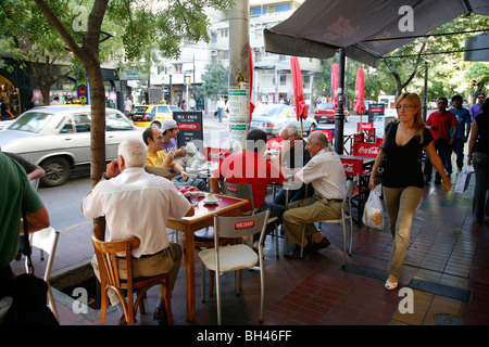 Straßenszene in der Mitte von Mendoza, Argentinien. Stockfoto