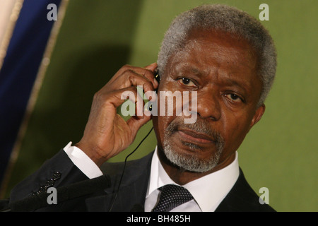 KOFI ANNAN, JAPAN NATIONAL PRESSECLUB, TOKYO, JAPAN. Donnerstag, 18. Mai 2006. Stockfoto