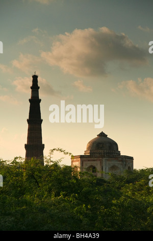 Delhi Indien Islam Mehrauli Qutb Minar Turm Stockfoto