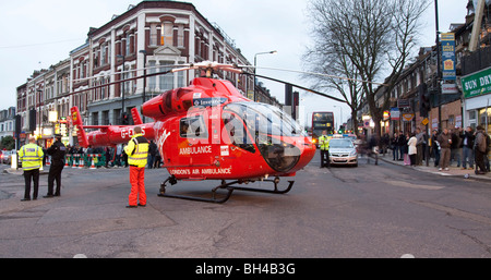Air Ambulance - Hubschrauber Rettungsdienst (HEMS) - Tufnell Park in London - London Stockfoto