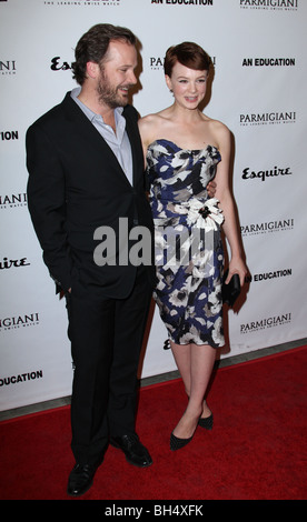 PETER SARSGAARD CAREY MULLIGAN eine Bildung LOS ANGELES PREMIERE HOLLYWOOD LOS ANGELES CA USA 1. Oktober 2009 Stockfoto
