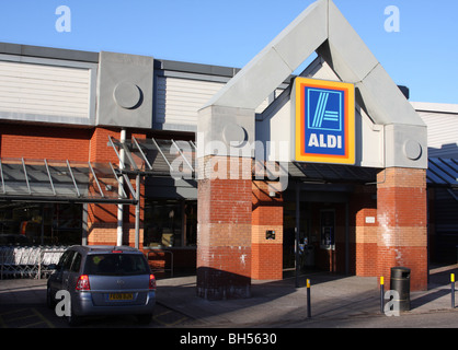 Ein Aldi-Supermarkt in einer Stadt, U.K. Stockfoto