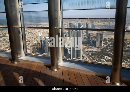 Dramatischen Blick Scheich Zayed Road Burj Khalifa Dubai SEAT2 Stockfoto