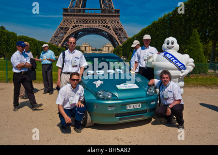Michelin / PSI Konzept HY-LIGHT Brennstoffzellen-Fahrzeug vor der Eiffel Turm, bei Challenge Bibendum 2006, Paris, Frankreich Stockfoto
