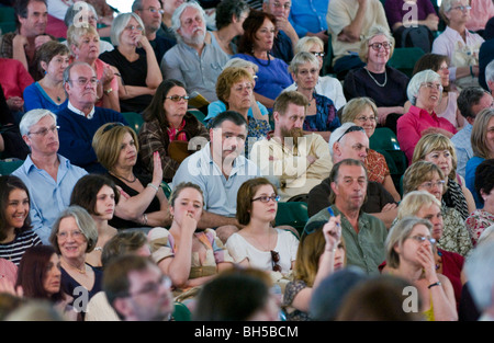 Publikum im Parlament jetzt stürzen Debatte Hay Festival 2009. Stockfoto