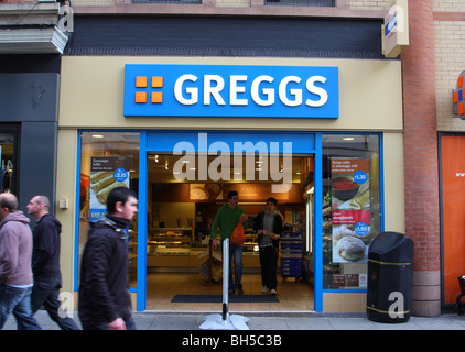 Ein Greggs Geschäft in Nottingham, England, Vereinigtes Königreich Stockfoto