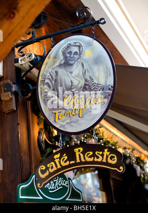 Chez Tante Alice Cafe Resto, Megève, Haute Savoie, Frankreich, Europa Stockfoto