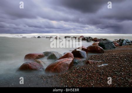 Stürmischer Himmel über Ostsee, Estland Stockfoto