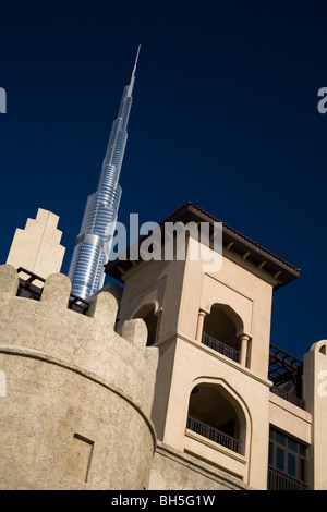 Dramatische Grafik Winkel Burj Khalifa Dubai SEAT2 Adresse Stockfoto