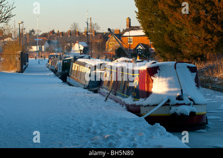 Winter auf der Ellesmere-Arm der LLangollen Canal, Shropshire, England Stockfoto