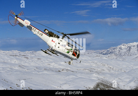 Heli-Skifahrer-Kopf für den hohen Gipfeln der Anden im Valle Nevado Ski Resort in den Anden von Chile Stockfoto