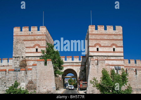 Istanbul historischen Stadtmauer rund um die Yedikule, Türkei Stockfoto