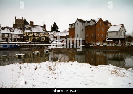 Ein Foto der Abtei Cottages, Tewkesbury im Schnee Jan 2010 Stockfoto