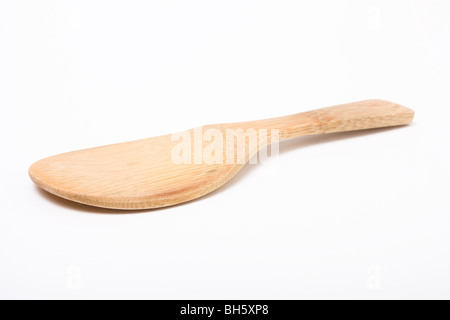 Holzküche Spachtel auf weißen Hintergrund isoliert verwendet. Stockfoto