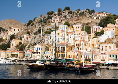 Hafen Gialós, Insel Symi, Dodekanes, Griechenland Stockfoto