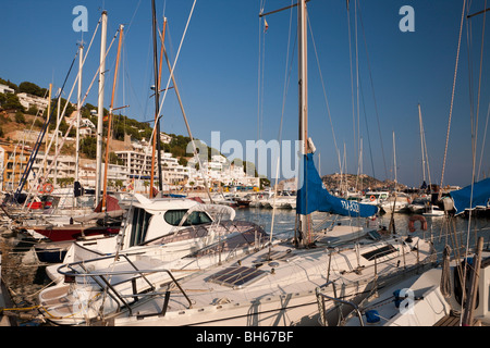Yachthafen von l ' Estartit, Costa Brava, Katalonien, Spanien Stockfoto