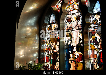 Licht durch Glasfenster, Holy Trinity Church, Norton Lindsey, Warwickshire, England, UK Stockfoto