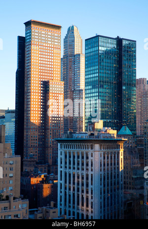 USA, New York City, Manhattan, Gebäude entlang South Central Park in Uptown Manhattan Stockfoto