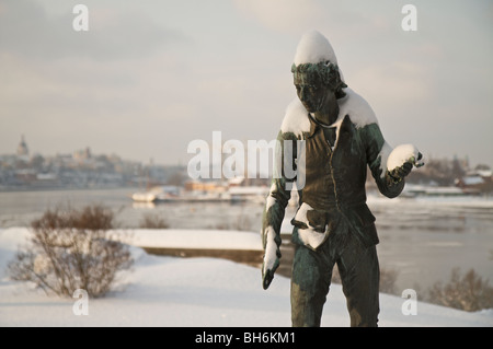 Bronzestatue einer Person im Museum Waldemarsudde Stockholm Stockfoto