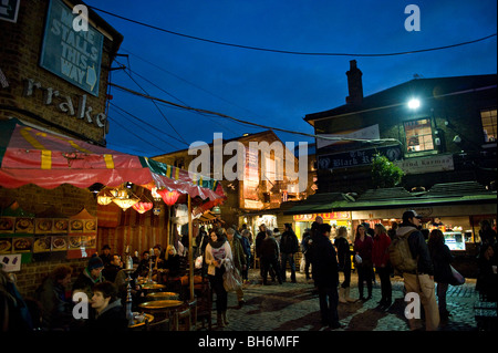 Ein düsterer Camden Market in London, Großbritannien Stockfoto