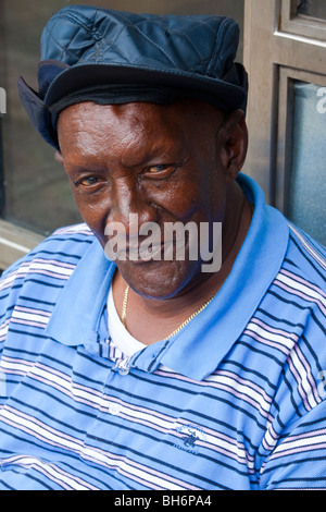Afriacan amerikanische Mann in Brooklyn, New York City Stockfoto