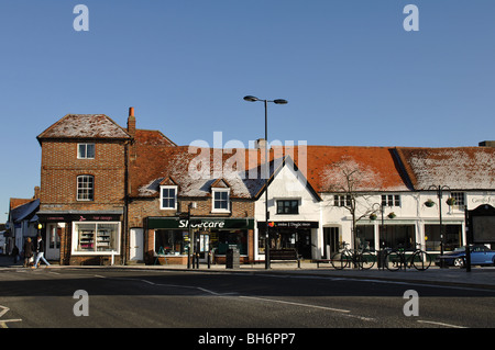 Obere Hauptstraße in Winter, Thame, Oxfordshire, England, UK Stockfoto