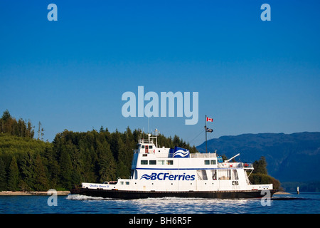 BC Fähren in der Nähe von Port McNeill, Vancouver Island, British Columbia, Kanada Stockfoto