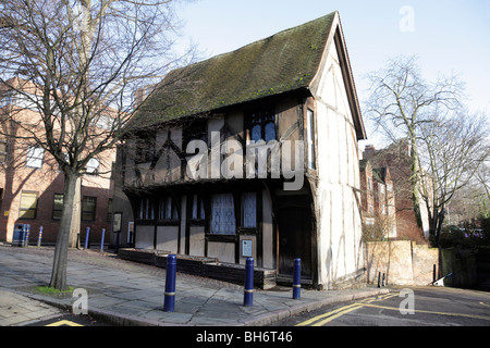 Außenseite des Severns, die Gebäude nun Zentrum der Spitze entlang Burg Straße Nottingham uk Stockfoto