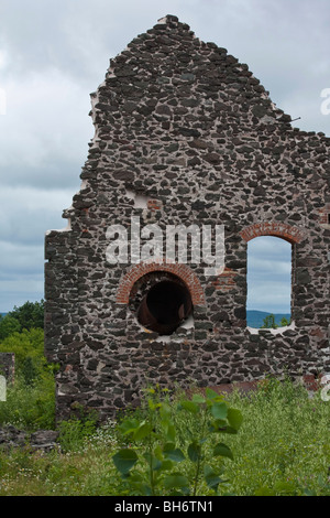 Altes verlassenes Haus Quincy Mine Hancock Upper Peninsula Michigan MI Bilder Bilder Fotos sehr hochauflösendes vertikales Format in den USA Hi-res Stockfoto